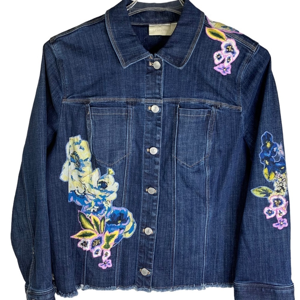 Chico’s Gorgeous Embroidery & Appliqué Lightweight’ Denim Jacket Size 3P = 16P